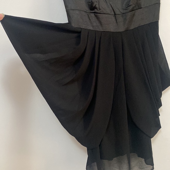 Ajoy- Black Dress with decorative Floral Feature - Size 8 - Picture 2 of 8